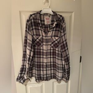 Mossimo Supply Co. Women's Boyfriend Fit Casual Plaid Shirt - Black and Gray